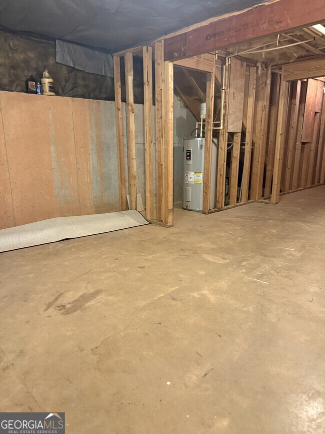 Building Photo - 235 Tower Commons Rd