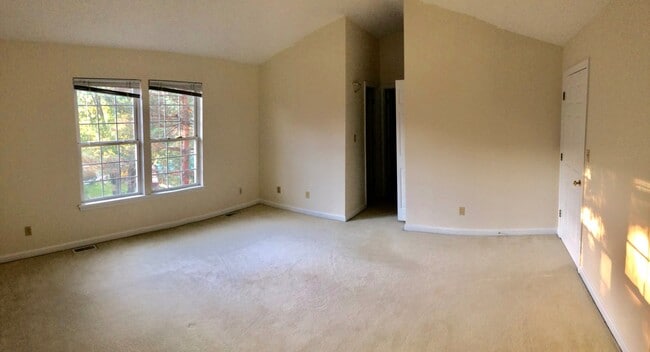 Building Photo - 139 Morewood Ave