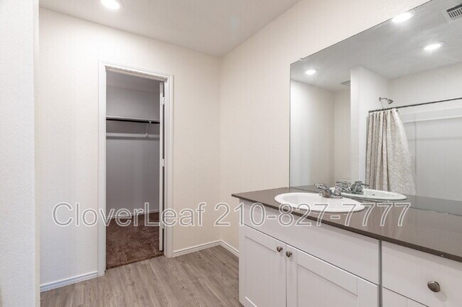 Building Photo - 12922 Sage Turn