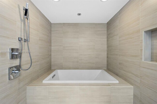 Building Photo - 1180 N Federal Hwy