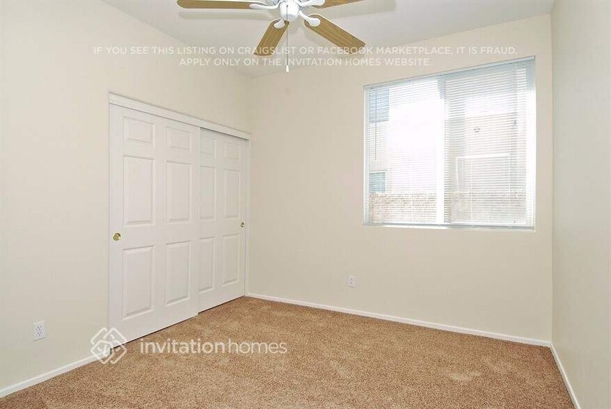 Building Photo - 15418 Rochelle St