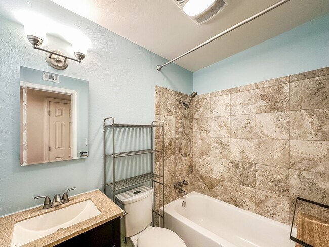 Building Photo - SD: Spacious 4BD/2BA Home in Imperial Beach with Large Yard, Turf Backyard & Attached Garage