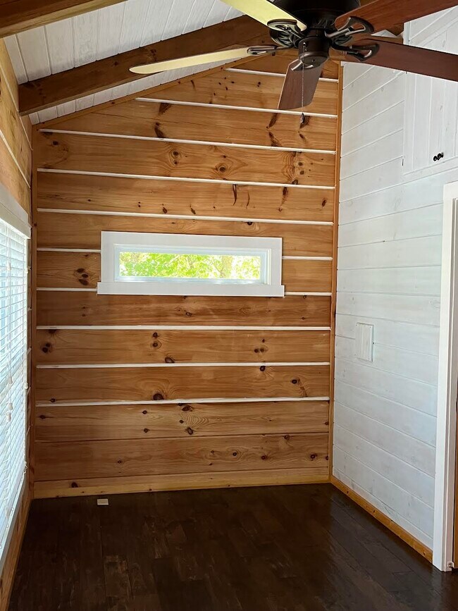 Building Photo - 95 Vista Pond Lane-SIMPLE LIFE, THE VILLAG...