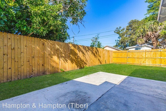 Building Photo - 3 br, 1 bath House - 4675 20TH AVE S