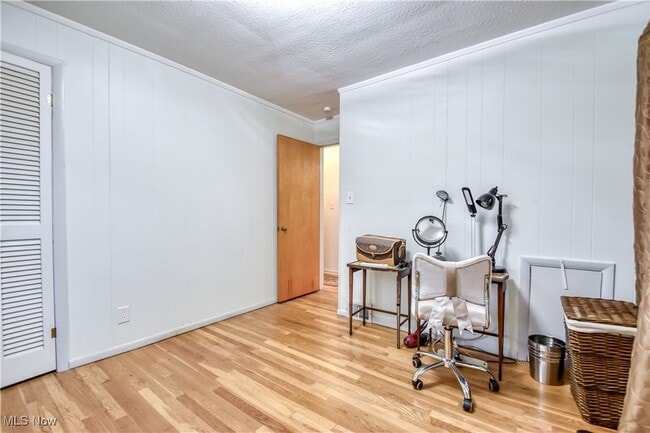 Building Photo - 5134 Harmony Ln