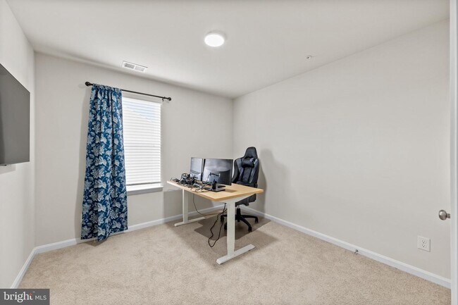 Building Photo - 1650 Terrapin Cir