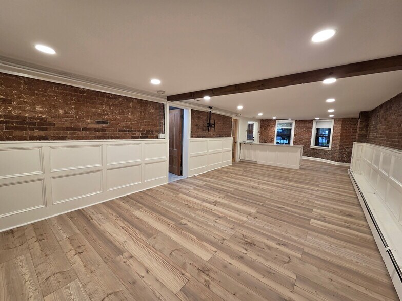 Spacious, Bright and Clean, Room to Separate Bedroom - 482 Columbus Ave