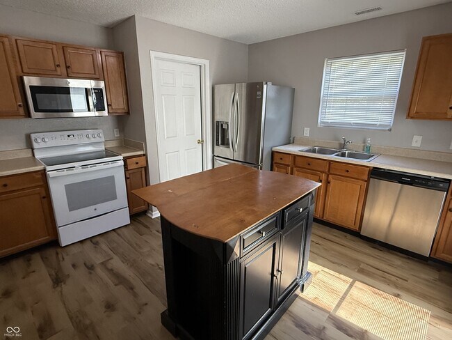 Building Photo - 14328 Cuppola Dr