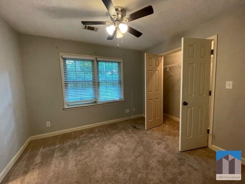 Building Photo - 6132 Millstone Run