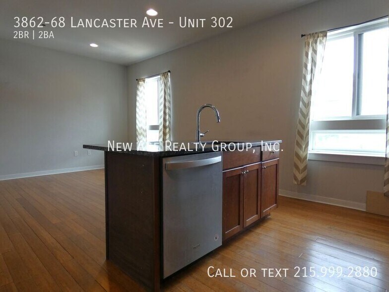 Building Photo - 3862-68 Lancaster Ave