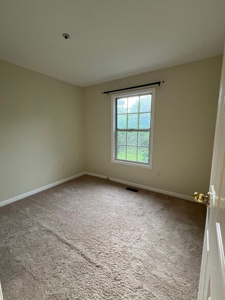 Building Photo - 13829 Bronco Pl