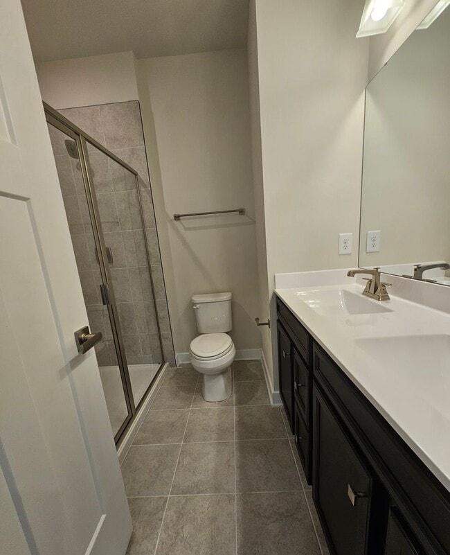 Building Photo - Forest Pines 3 bedroom 3.5 bath
