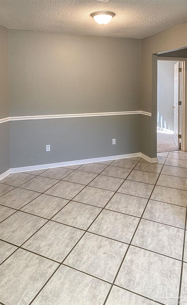 Building Photo - 12611 Meadson Rd