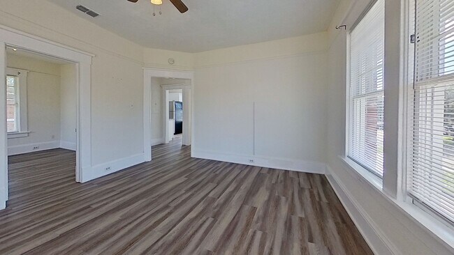 Building Photo - Copeland Street Duplexes