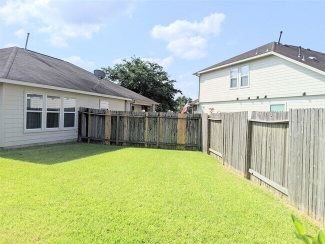 Building Photo - 19031 Telford Way
