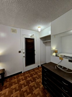 Primary Photo - 929 Sheridan St