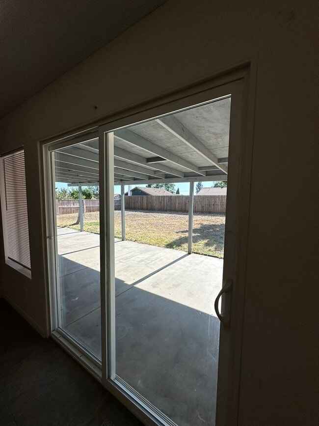 Building Photo - 4BD/2BA Home - Moreno Valley, CA 92557