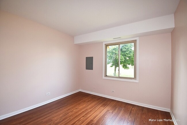 Building Photo - 374 Juniper Tree Ct