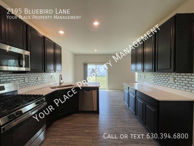 Building Photo - 2195 Bluebird Ln