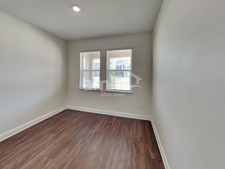 Building Photo - 14612 Cedar Ml Dr