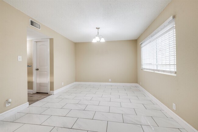 Building Photo - 11002 Hammerly Blvd