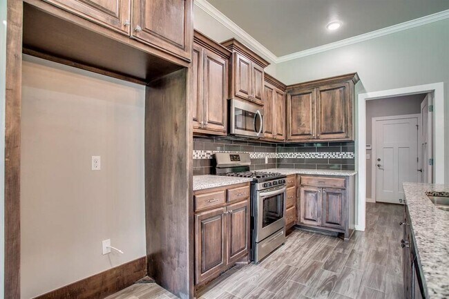 Building Photo - 4624 Rush Spring