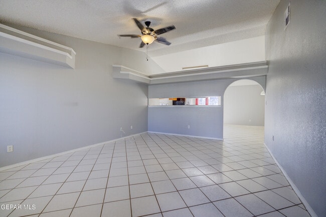 Building Photo - 3404 Rosinie Rose Pl