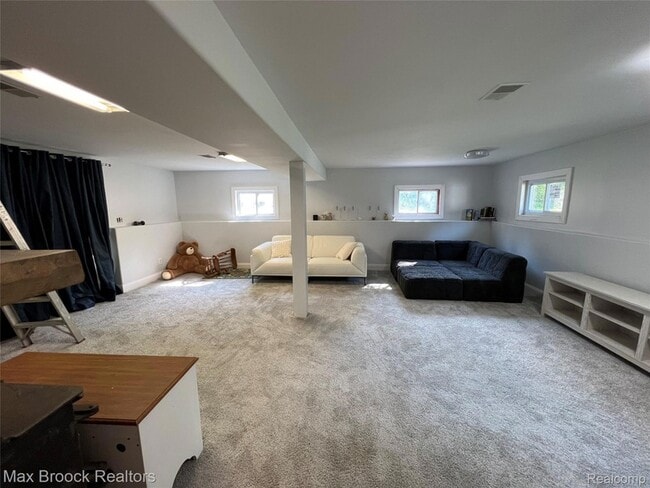 Building Photo - 4842 Merwin Rd