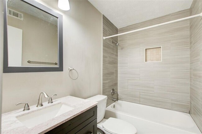 Building Photo - 1301 Parkaire Crossing