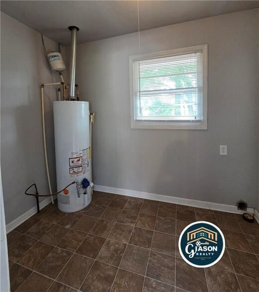 Building Photo - 1227 Dove Ct