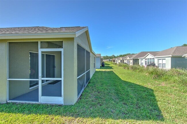 Building Photo - 5046 Gato Del Sol Cir