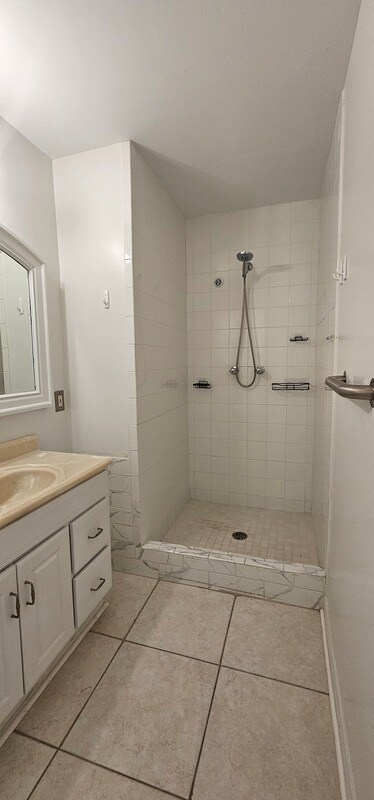 Building Photo - 3520 Gamage Dr