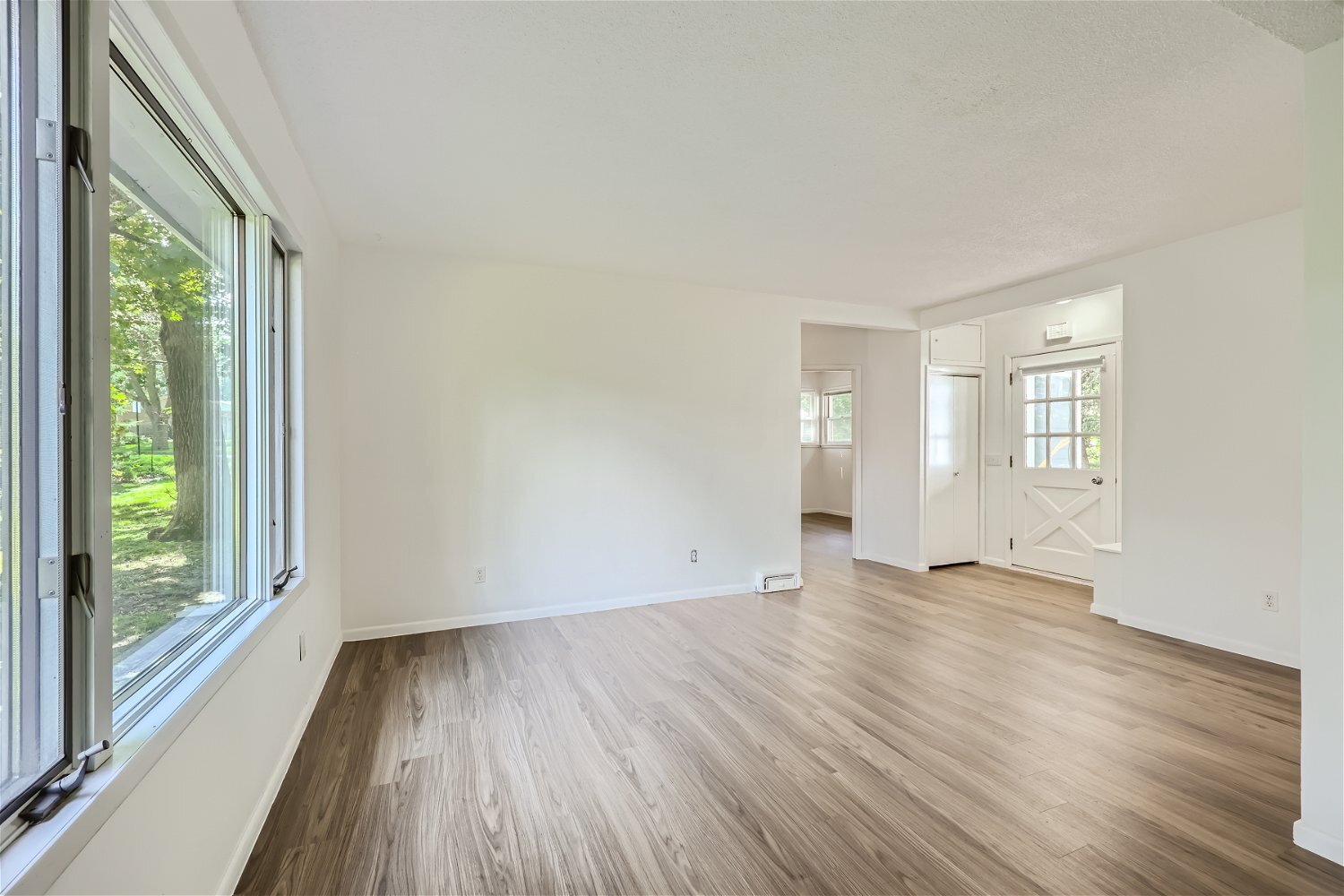 Building Photo - 4001 Tonkawood Rd