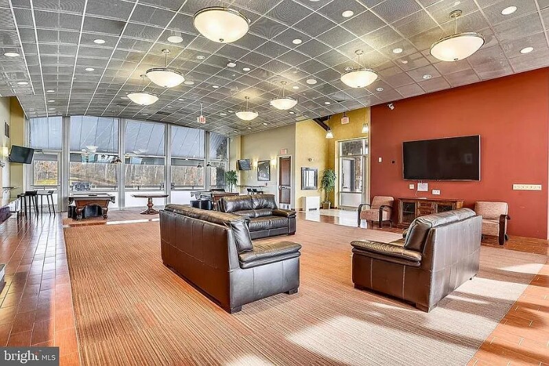 Building Photo - 2203 Greywing St