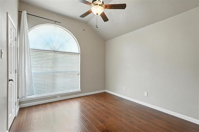 Building Photo - 638 Albrook Dr