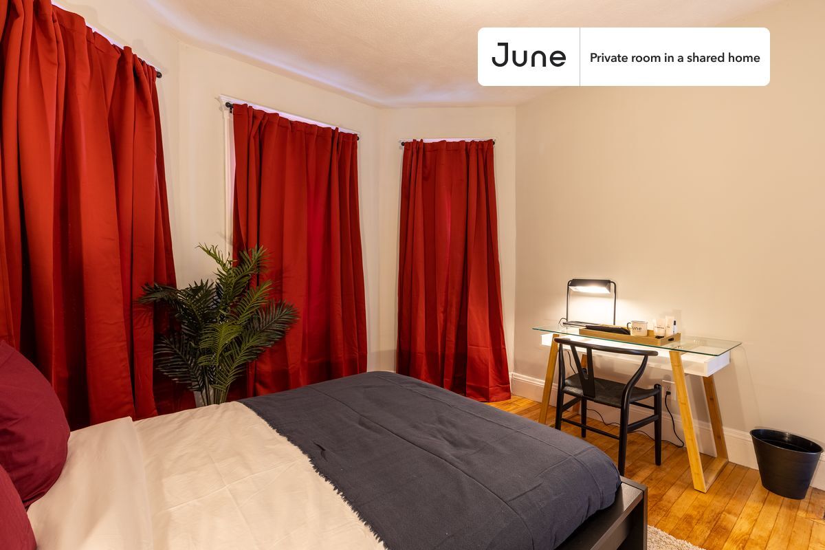 Building Photo - Room in Shared 4 bed/2 bath home