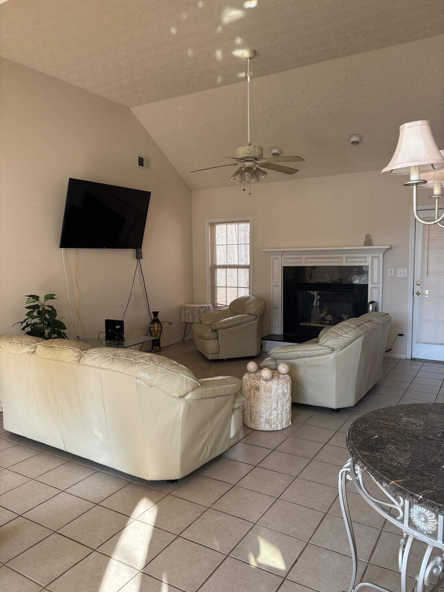 Building Photo - 1460 Scenic Brook Trl SW