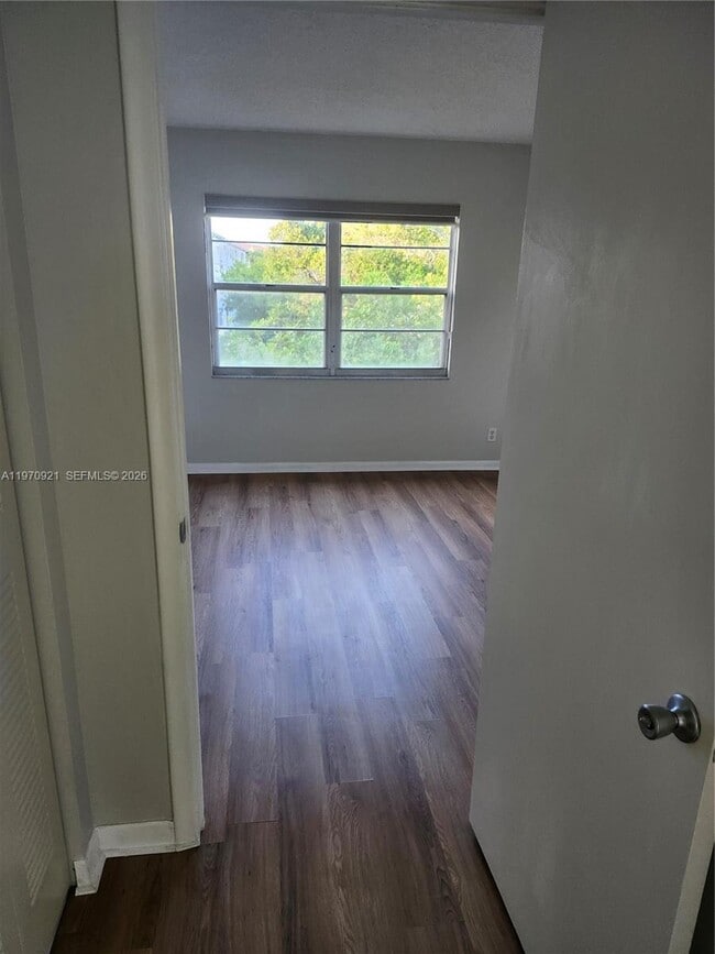 Building Photo - 12501 SW 14th St