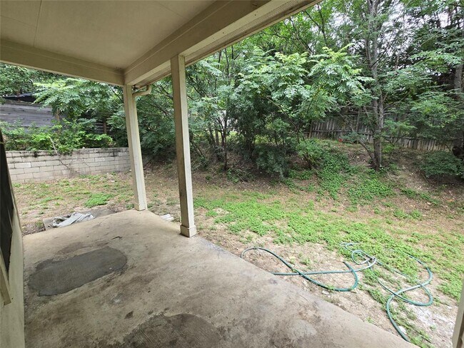 Building Photo - 5404 Garden View Cove