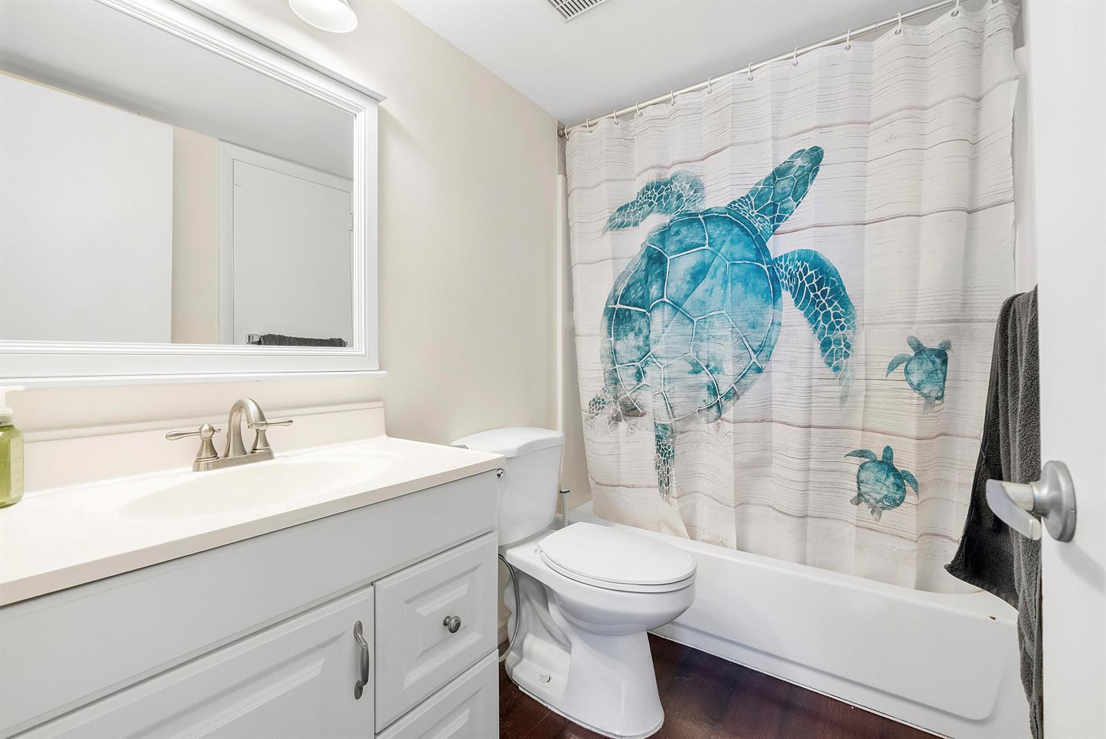 Building Photo - 125 Shore Ct