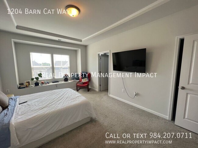 Building Photo - 1204 Barn Cat Way