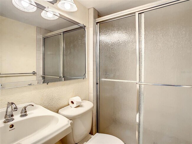 Building Photo - 4455 Duhme Rd