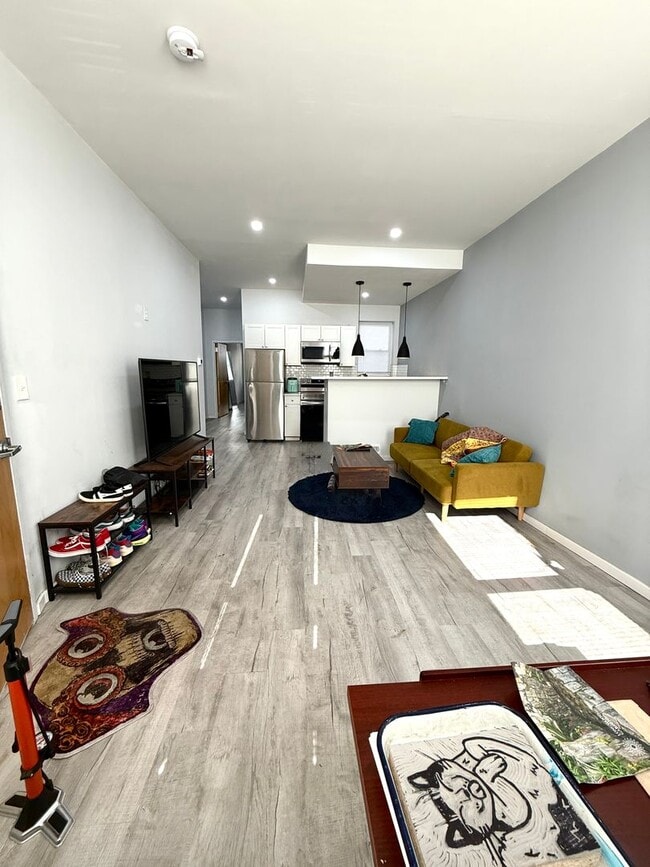 Building Photo - 1721 Mifflin St