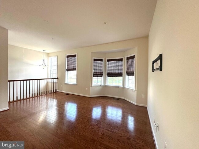 Primary Photo - 10373 Lantern Ln