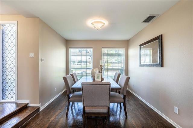 Building Photo - 4428 Emerson Dr