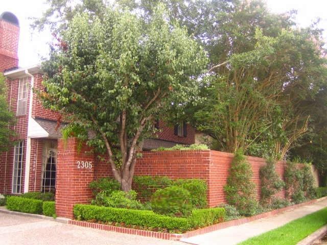 Primary Photo - 2305 Nantucket Dr