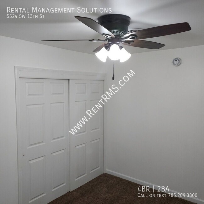 Building Photo - 5524 SW 13th St