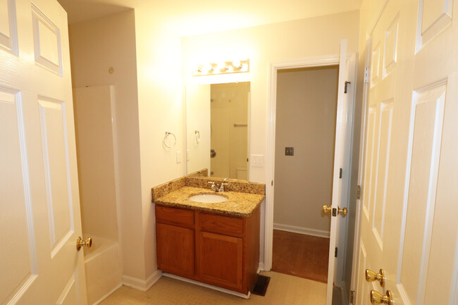 Granite counter hall bath - 1304 Poplar Ridge Rd