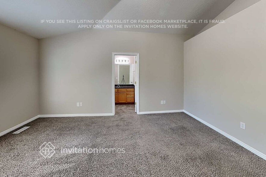 Building Photo - 4581 W Mina Deoro Dr