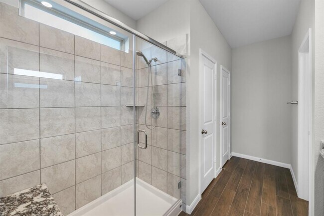 Building Photo - 5502 Pearl Vis Dr